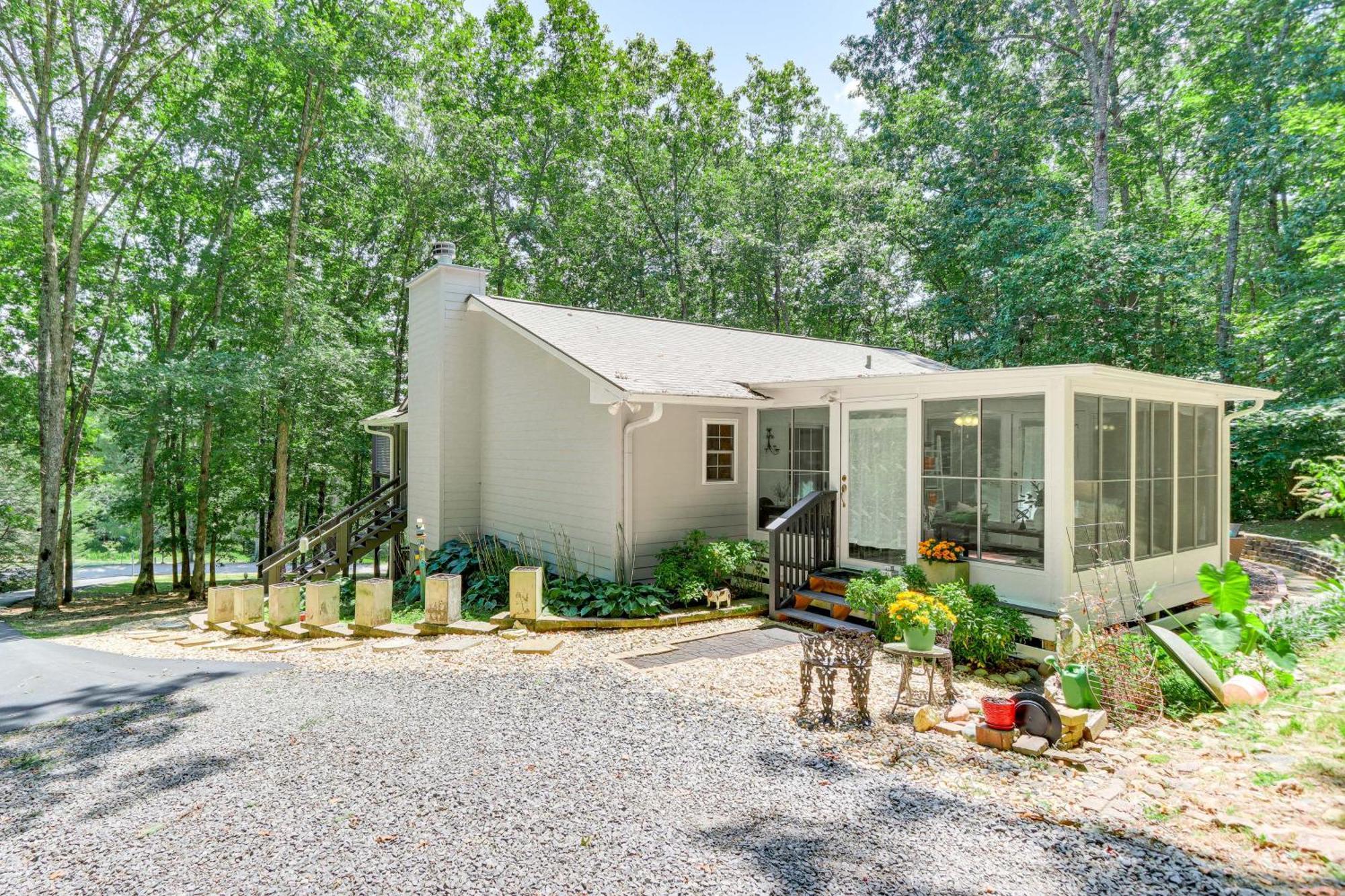 Pet-Friendly Home With Hot Tub In Blue Ridge! Luaran gambar